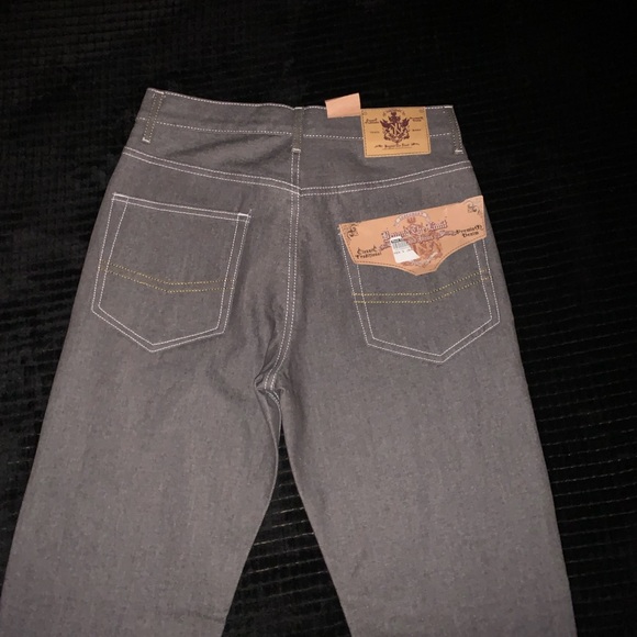 Beyond the limit jeans - Picture 2 of 6